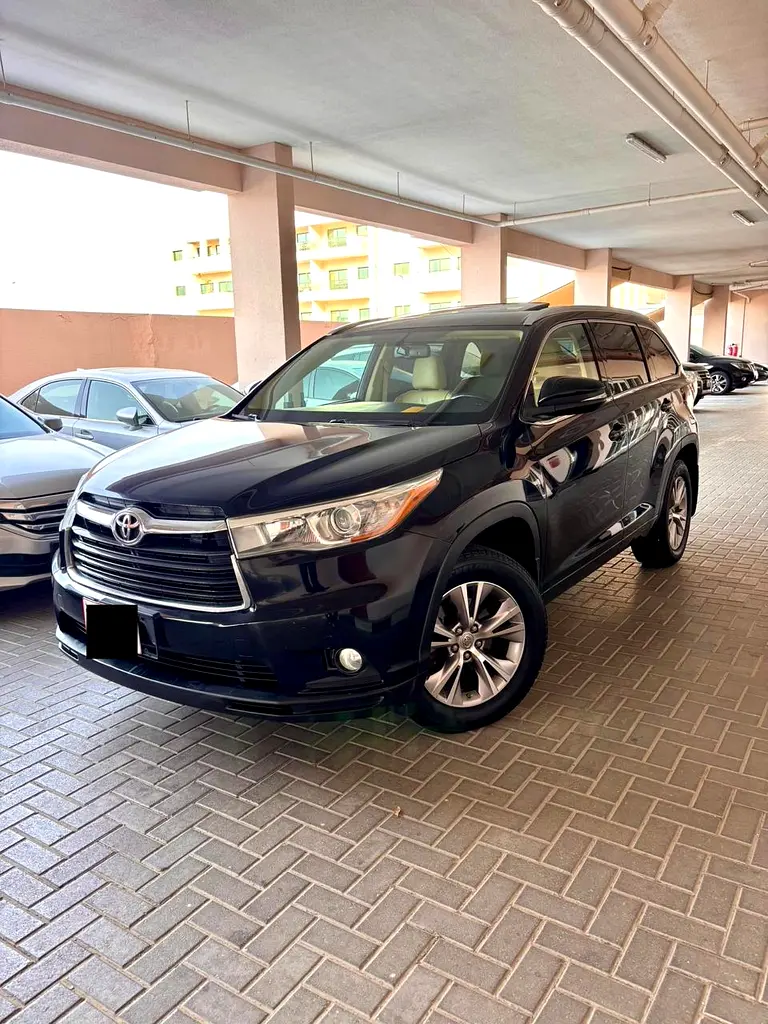 Toyota Highlander 2015 — photo 1 of 19