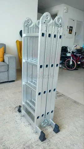 Foldable Multi-Purpose Aluminum Ladder - 4.5m (Used)