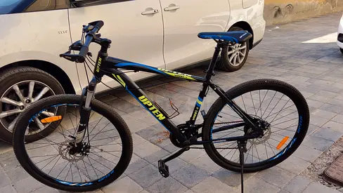 Upten frame large tir 27.5 good condition
