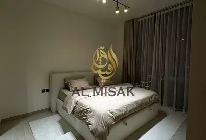Spacious Unit | High Floor | Modern Furnished