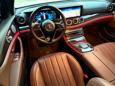 Mercedes-Benz E-Class E 300, миниатюра 15