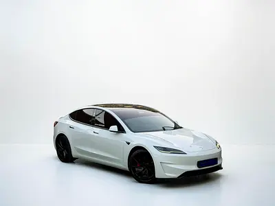 Tesla Model 3 Performance 2025 GCC Specs Under warranty