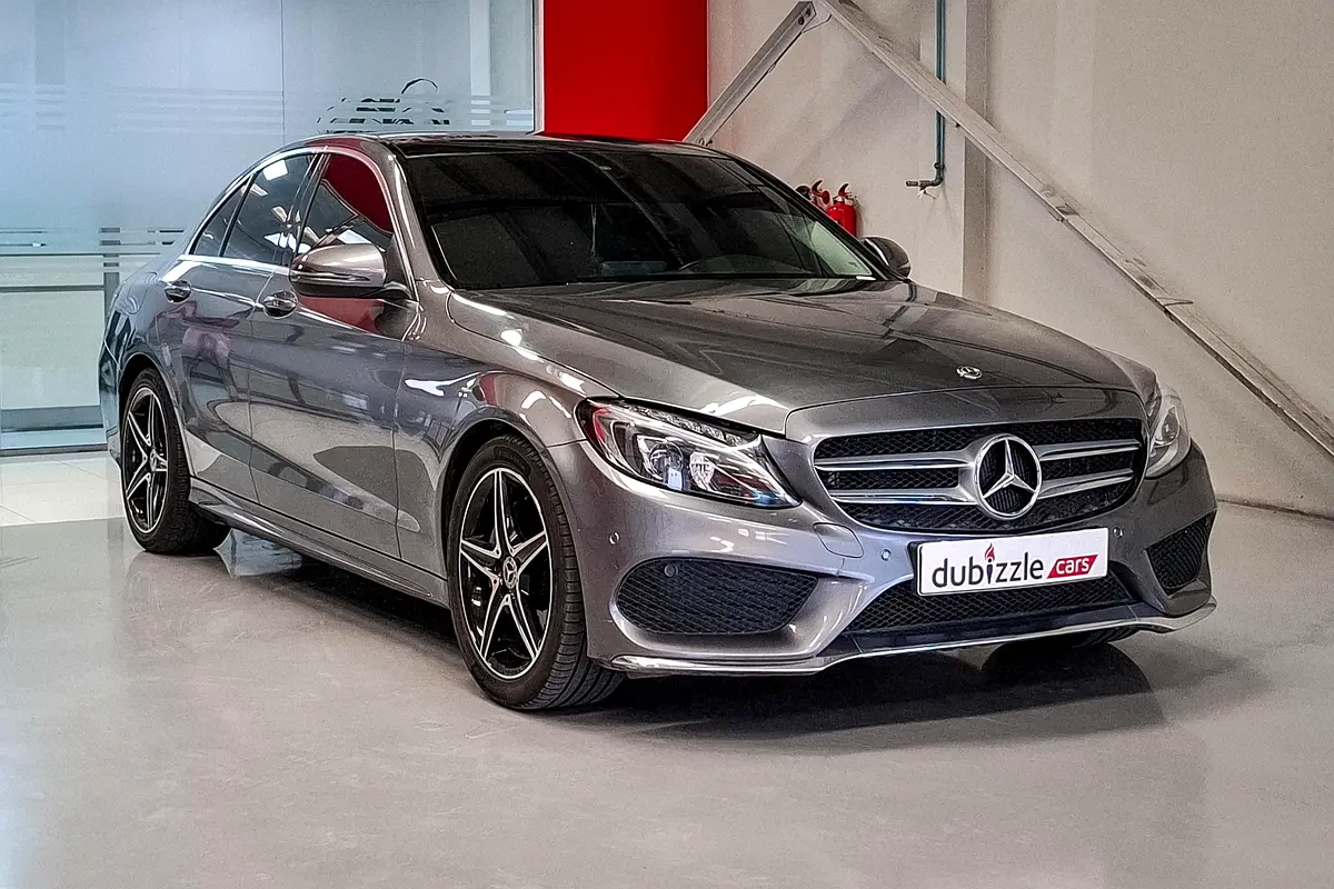 Mercedes-Benz C-Class 2018 — photo 1 of 14