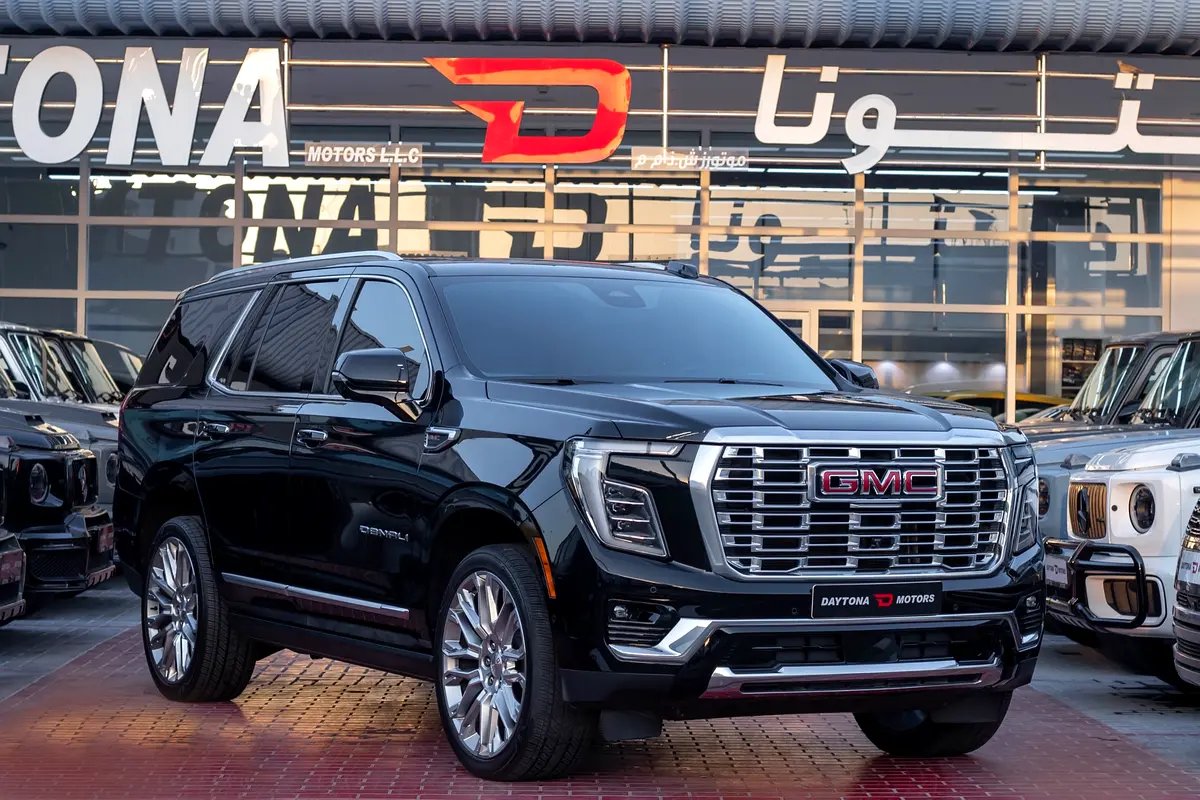 GMC Yukon 2025 — photo 1 of 20