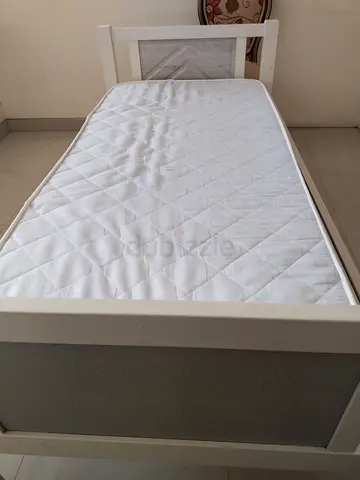 Single white wooden bed frame with mattress - good condition