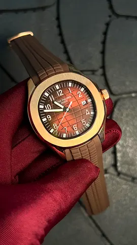 Mens casual sport watch with brown rubber strap and gold-tone case