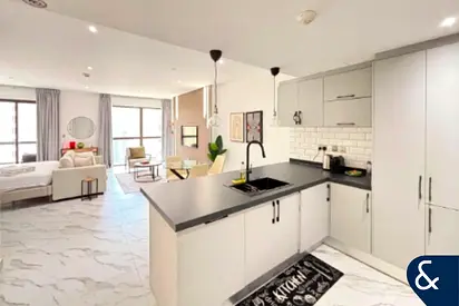 Fully Upgraded | Large Layout | Vacant