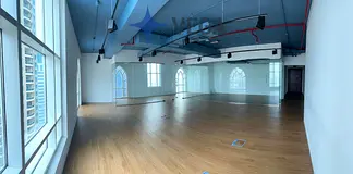 Vacant | Large Space | Near to metro | Spacious