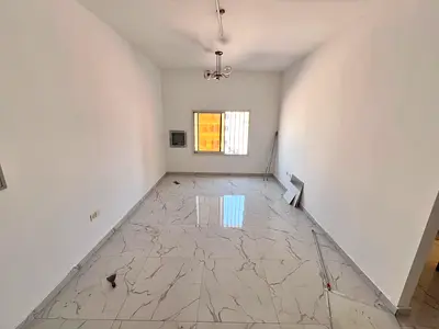 Large space - Master bedroom - In good condition - Reasonable price - Central air conditioning - Excellent location - Free maintenance