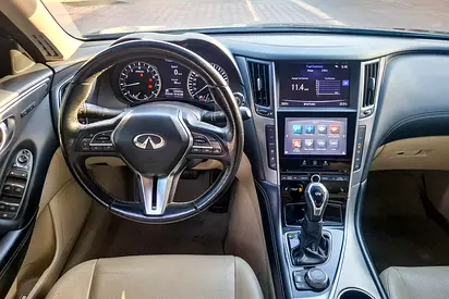 2018 Infiniti Q50 — фото 10