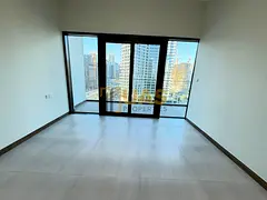 1BR Apartment | SOL Bay | Downtown City &amp; Courtyard Views | Modern Finishes