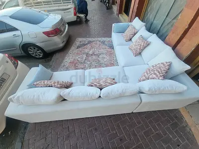 The one read corner sofa
