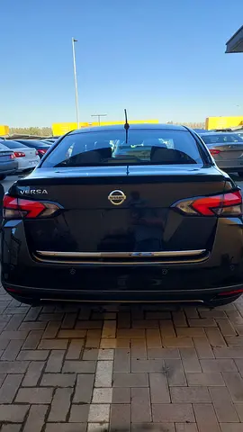 2020 Nissan VERSA 照片 7