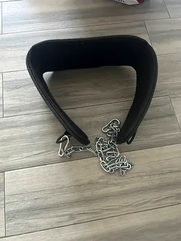 pull up belt weight belt with chain — good condition