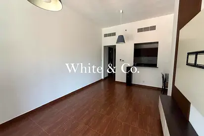 CHILLER FREE| MULTIPLE CHEQUES| LARGE SQFT