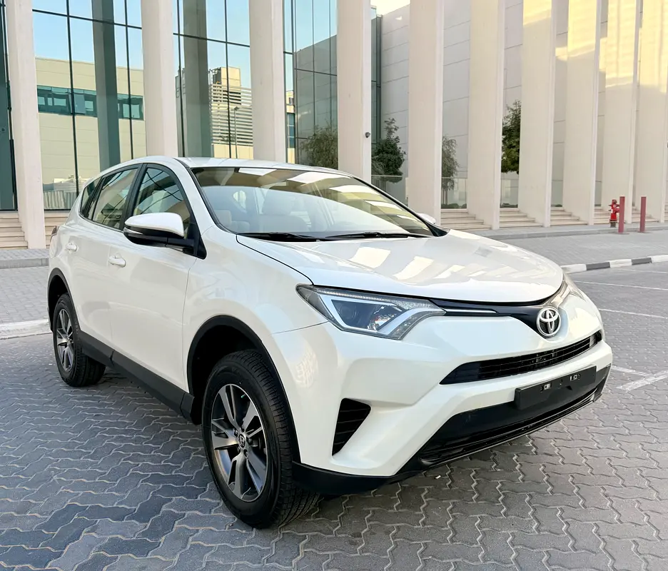 Toyota Rav 4 2018 — photo 1 of 10