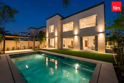 Triple Extension I Vacant I Renovated I Ready