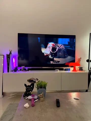 Samsung 65 TV with TV