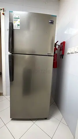 Samsung 276 L , Top Freezer Refrigerator - Stainless Steel, Good Working Condition
