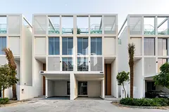 Lagoon View | Brand New | Vacant on Transfer