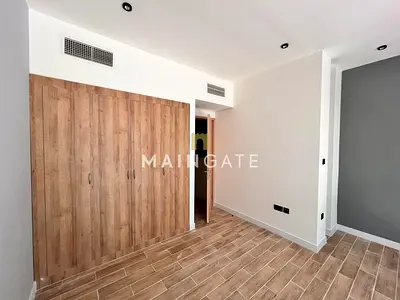 1 BR Townhouse I Loft type I Great investment