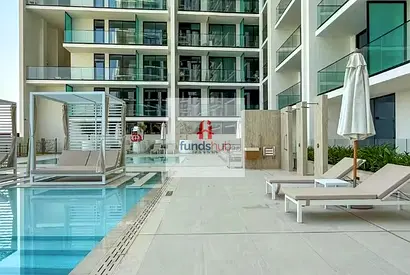 Luxury Living, Modern and Spacious , furnished studio apartment
