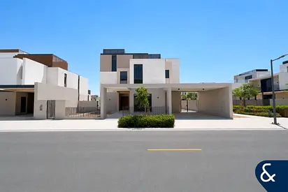 Corner Plot | Type B | Backs Park