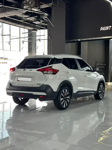Nissan Kicks SV 2017 | GCC Specs | Low Mileage | Excellent Condition