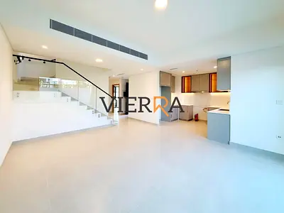 Spacious Corner Villa | Ready to Move In | Pool view