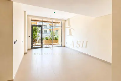2 BR+STUDY |HIGH FLOOR|3 YEAR PHPP| MORTGAGE AVAIL