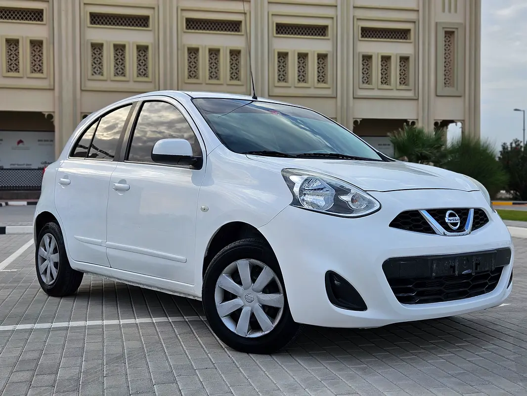 Nissan Micra 2020 — photo 1 of 20