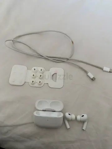 AirPods Pro 2 + AppleCare+ (No box but with its original type c and extra ear tips)