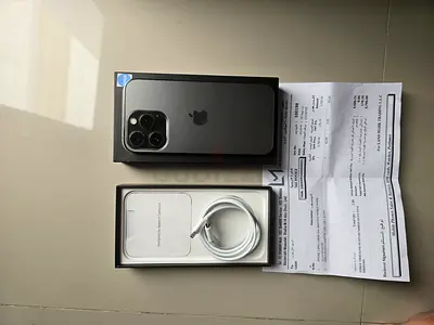 iPhone 13 Pro 128GB - Space Black with Box and Charger cable