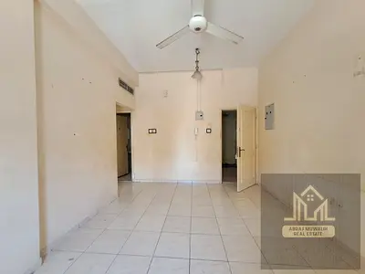 good appartment for family on road side building in 29k