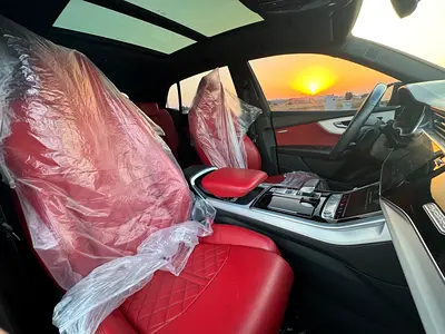 صورة 9 لـ 2020 AUDI Q8