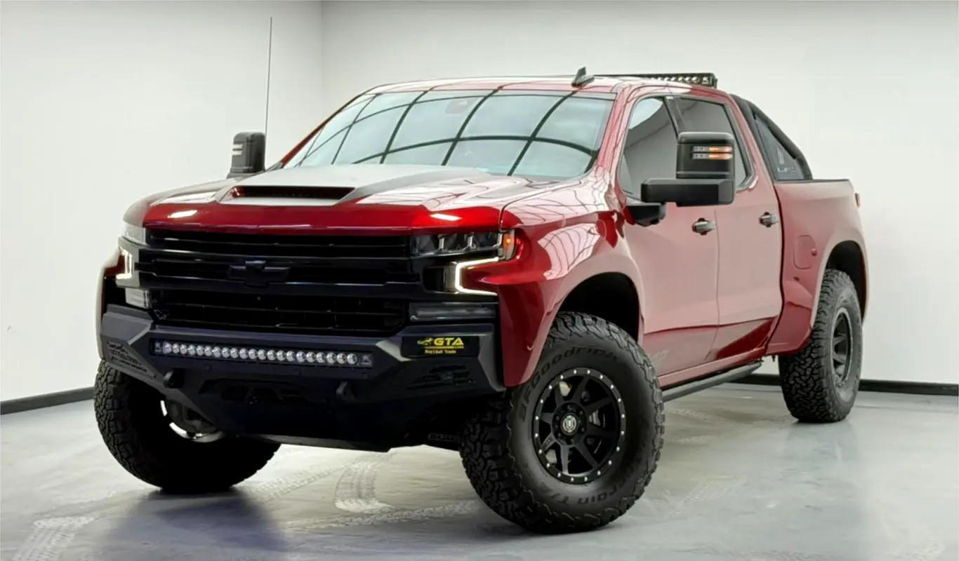 Chevrolet Silverado 1500 2021 — photo 1 of 17