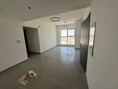 Beautiful 2-bedroom apartment in Al Majaz 2 with 2 master bedrooms, 3 bathrooms, built-in wardrobes,