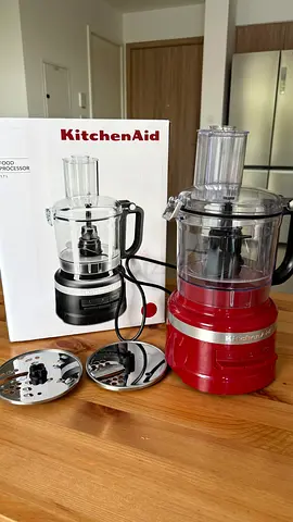 KitchenAid 1.7L Food Processor - Red, Excellent Working Condition like new