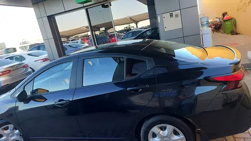 2020 Nissan VERSA 照片 11