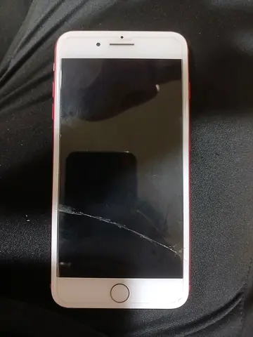 iPhone 7 plus with cracked screen (Rose Gold) - needs screen replacement