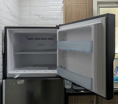 Hitachi Double Door Refrigerator with Inverter Dual Fan Cooling