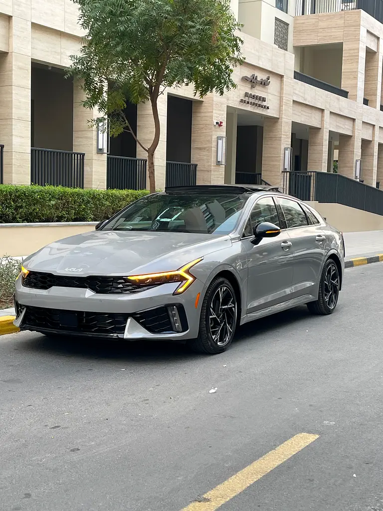 Kia K5 2025 — photo 1 of 7