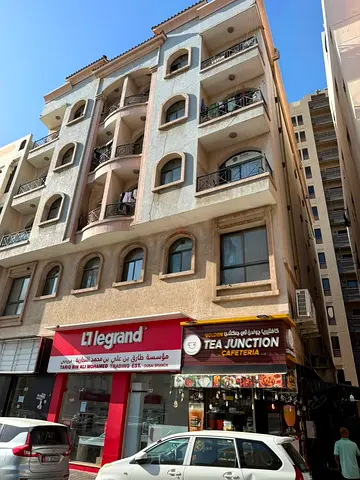 STUDIO FLAT AVAILABLE FOR RENT IN NAIF AREA NEAR PHEONIX HOTEL