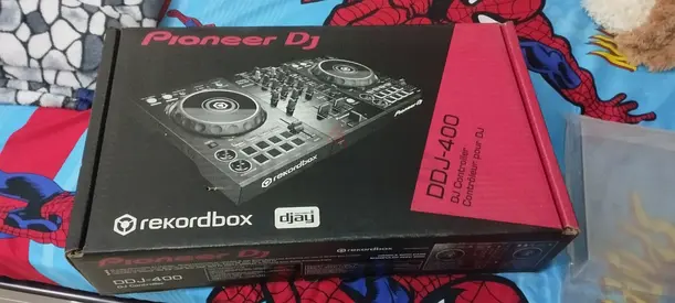 DDJ - 400 (Immediate Sale) + Case - Good Condition