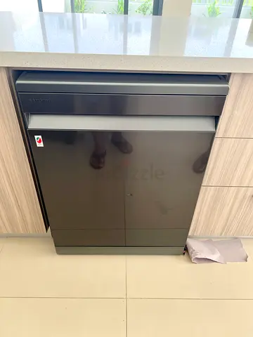 LG New model ThinQ Premium Quad Wash True Steam 3 Racks Dishwasher with WiFi Connect. Same like new