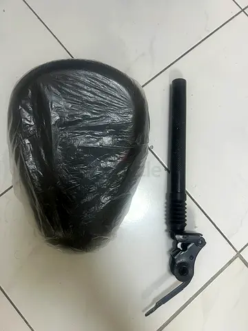 Electric kick scooter seat and post