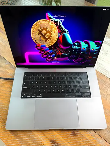 MacBook Pro 16-inch M2 Max