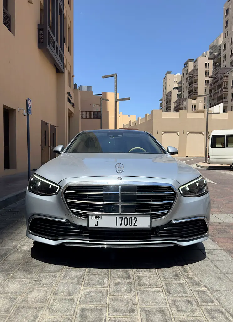 Mercedes-Benz S-Class 2022 — photo 1 of 11