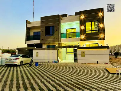 Luxury modern villa in Al-Haliyo 1, 5 master bedrooms + roof, including registration and freehold ownership for all nationalities, only 1.3 million.