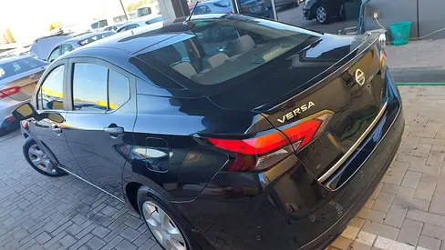 2020 Nissan VERSA 照片 10